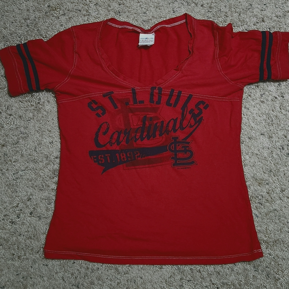 St Louis Cardinals Women's V-Neck T-Shirt Size Small